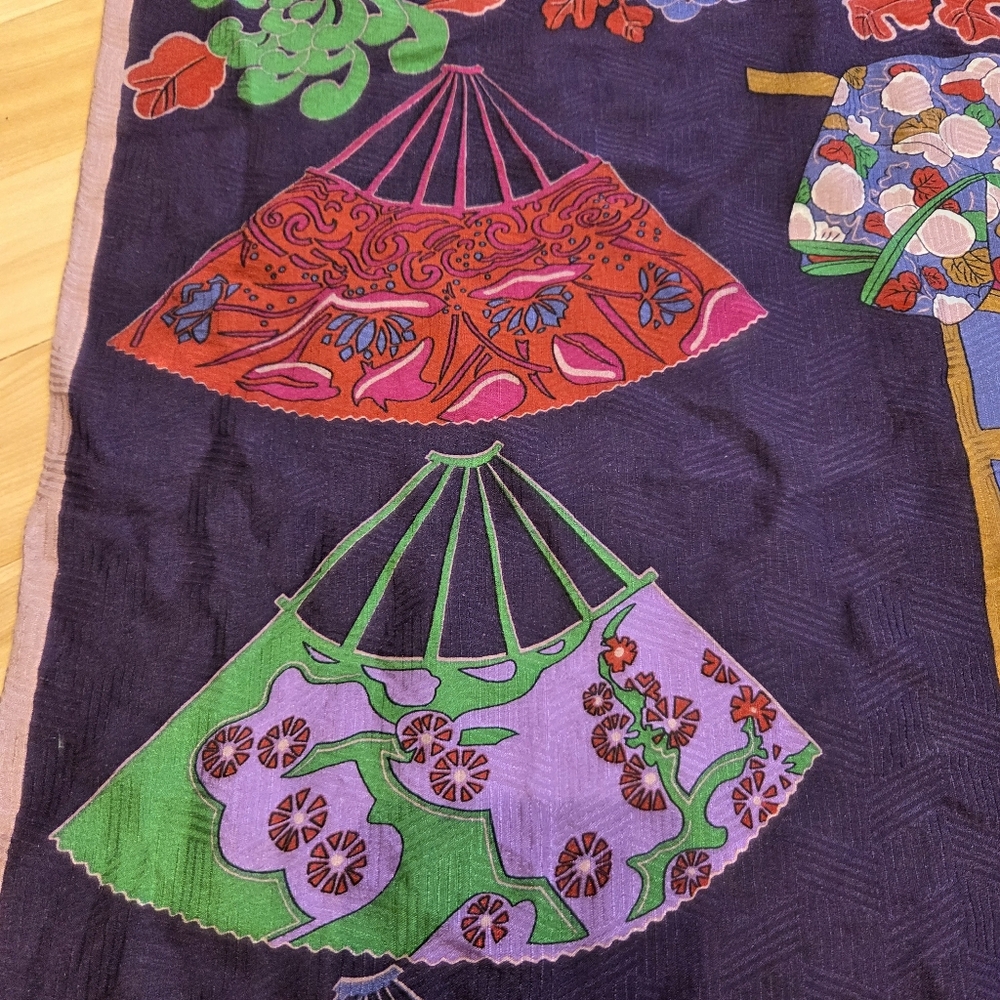 Vintage Christian Fischbacher 100% Silk Scarf With Japanese Print - Picture 7 of 8